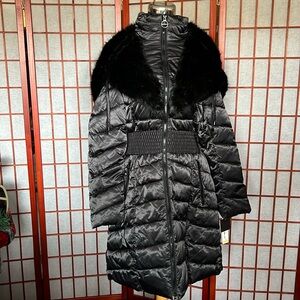 Black puffer coat with faux fur size medium